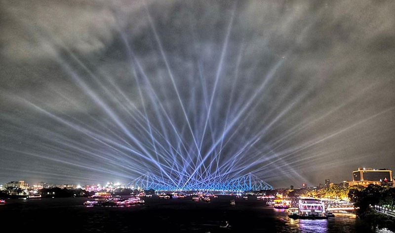 Kolkata dazzles with spectacular laser show on Howrah Bridge ahead of International Yoga Day