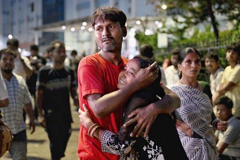 In Images: CM Suvendu Adhikari, ministers meet Taratala warehouse collapse victims at SSKM Hospital