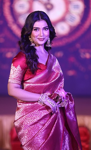 From handwoven sarees to corporate chic, Sanskriti unveils its latest collections in Kolkata