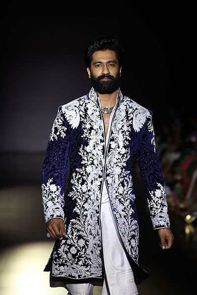 In Images: Alia Bhatt and Vicky Kaushal turn showstoppers at Manish Malhotra’s Mijwan show