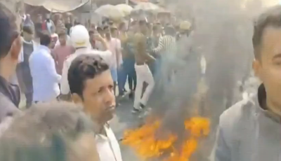 War zone Beldanga: Highway blocked, reporters attacked in migrant death protests