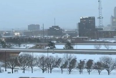 Thousands of flights cancelled as massive winter storm slams much of the US