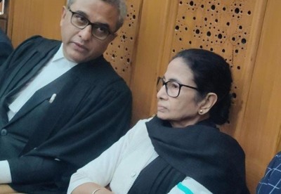 Mamata Banerjee scripts history, appears in Supreme Court in SIR case