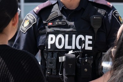 Canada: Eight Toronto police officers charged in major corruption probe