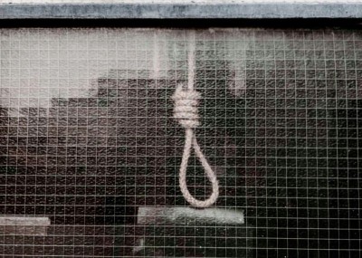 Tragedy for a reel: UP woman dies while shooting social media video at home