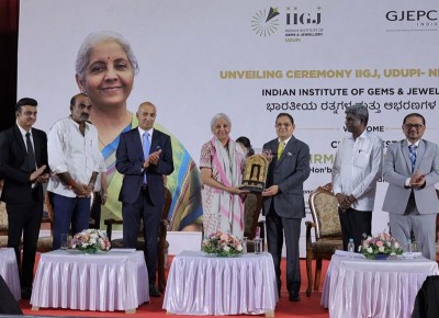 Nirmala Sitharaman unveils IIGJ Udupi as a New Centre of Excellence for Gems and Jewellery Skills