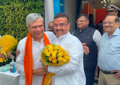 Ashwini Vaishnaw targets former TMC regime over delayed rail projects, announces ₹1 lakh crore infra push