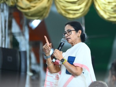FIR registered against Mamata Banerjee over alleged communal remarks before Bengal polls
