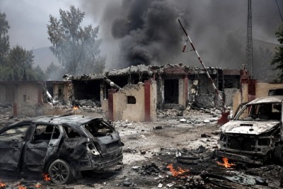 Pakistan:  Suicide bomber strikes Pakistan police station amid public rally, 14 killed