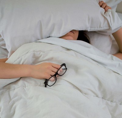 Can your partner’s poor sleep make you eat unhealthy? Study finds surprising link