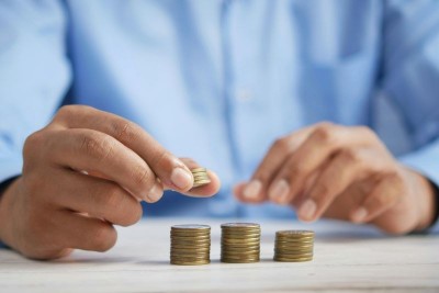 Rs 1 lakh salary, but only Rs 20,000 left: 25-year-old’s money struggle goes viral