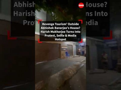 ‘Revenge Tourism’ Outside Abhishek House? Harish Mukherjee Now Protest, Selfie & Media Hotspot