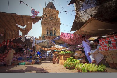 Pakistan's weekly inflation marches ahead to touch 14-month high