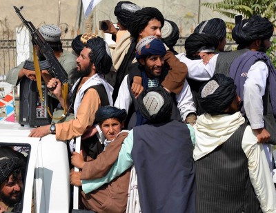 Afghanistan: Taliban authorities flog nine people in public