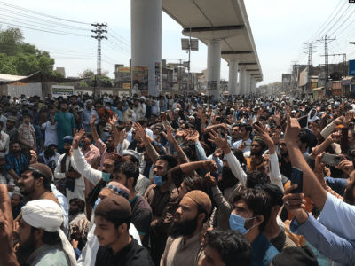 Teachers protest non-payment of salaries in Pakistan