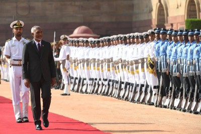 Maldivian President Mohamed Muizzu accorded ceremonial welcome at Rashtrapati Bhavan