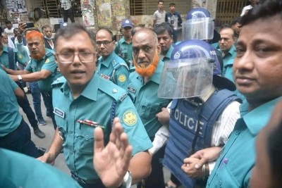 Bangladesh: Police arrest 1971 war crimes advocacy group leader Shahriar Kabir