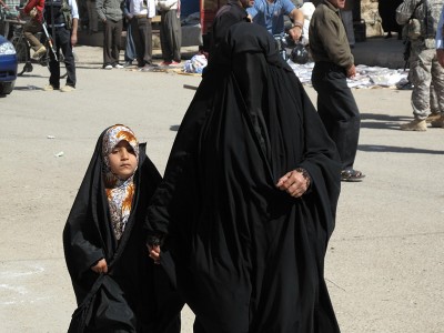 Women demonstrate in Iraq over proposed bill which may lower marriage age to nine