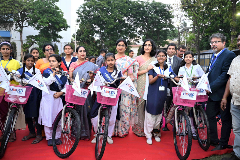 RBL Bank distributes over 100 bicycles and school-kits to underprivileged girls in Kolkata