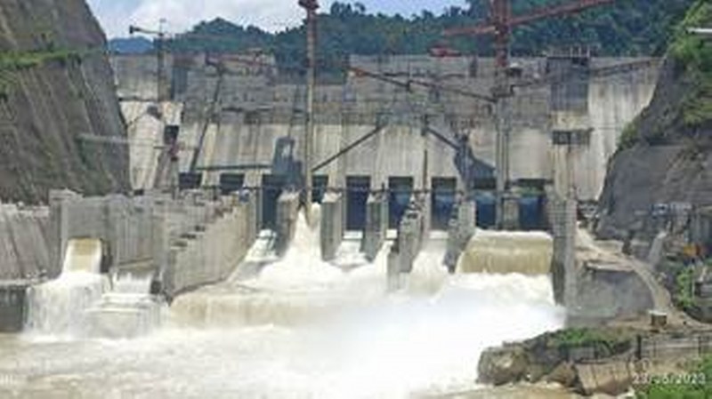 Power Minister R. K. Singh reviews progress and safety aspects of 2000 MW Subansiri Lower Hydroelectric project