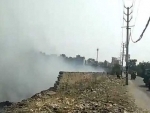 Delhi people continue to breathe very poor air