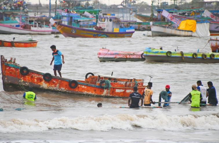 Maharashtra: 21,000 people in Palghar evacuated ahead of Cyclone Nisarga's landfall