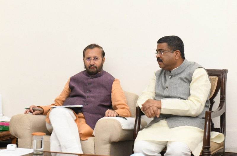 Experts Committee to provide technical advice to abate forest fire in Odisha: Prakash Javadekar