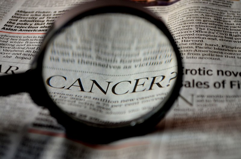 Breast cancer affects one in eight Pakistani women, alerts doctor