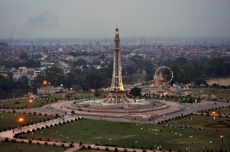 Pakistan's Lahore has become world's most polluted city with an AQI of 1900 on Sunday