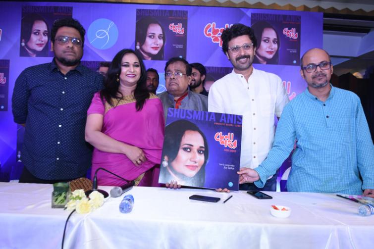 Bangladeshi artist Shusmita Anis releases her latest album â€œChena Shohorâ€ 