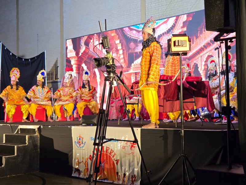 UK: Sutton Friends hosts London Ram Leela, audience left spellbound