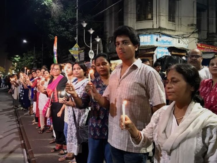 Live Blog: RG Kar protest: Kolkata stages second night vigil seeking justice