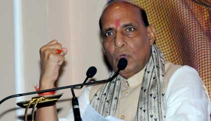 Rajnath seeks Vajpayee's blessings, heads for Lucknow