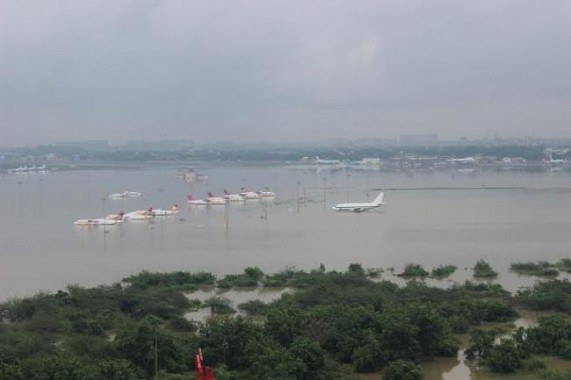 Commercial flights not to resume at Chennai airport today, rain continues