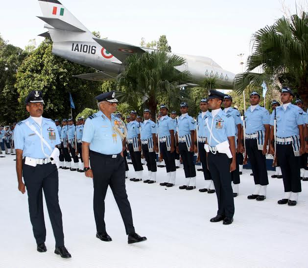 Air Marshal SB DEO AVSM CM VSM takes over command of Western Air Command 