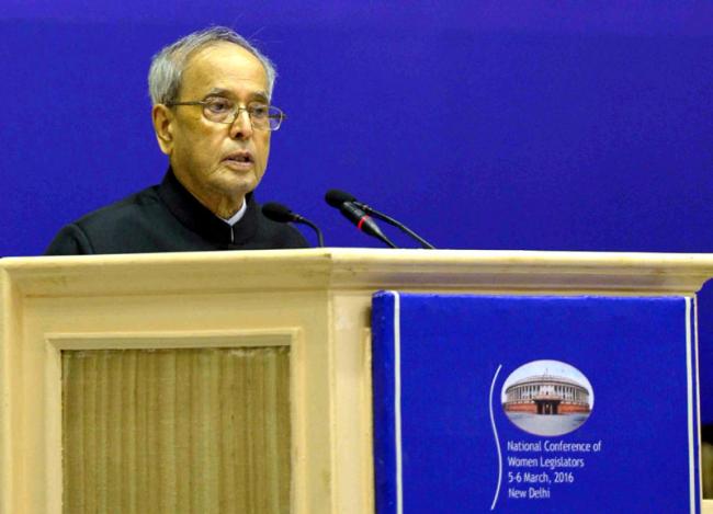 President Pranab Mukherjee meets Nepali President