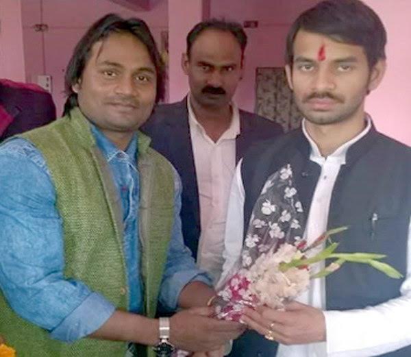 Bihar Health minister's picture with murder accused goes viral in social media