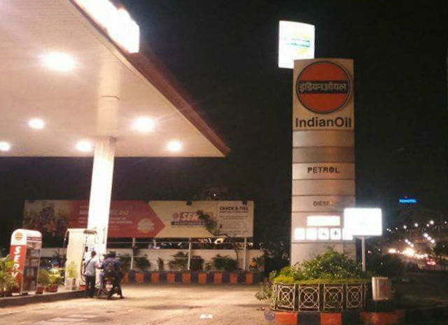 A Kolkata petrol pump