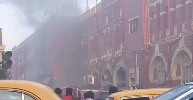 Kolkata: Fire breaks out at Howrah station's food court, no casualty