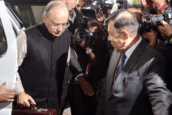 Jaitley presents budget focusing on rural sector, big sop for individual tax payers