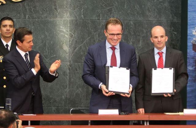 Pemex signs two agreements to develop deep waters