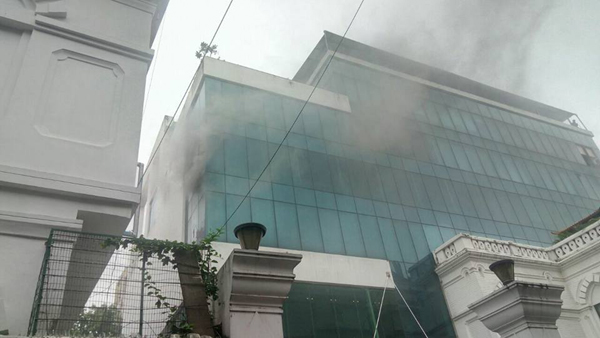 Major fire breaks out in an office building in Kolkata, no casualties reported so far