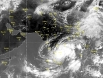 Eight killed as Cyclone Ockhi batters Tamil Nadu and Kerala coasts