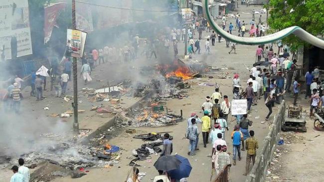 Adivasis go on rampage during protest rally in West Bengal's Raiganj