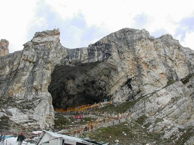 President of India writes to J&K Governor, condoles loss of Amarnath pilgrims lives in terror attack