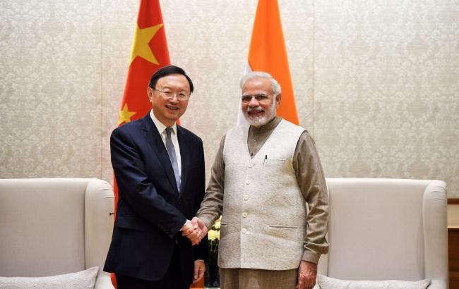 Yang Jiechi, State Councillor of the Peopleâ€™s Republic of China, calls on PM