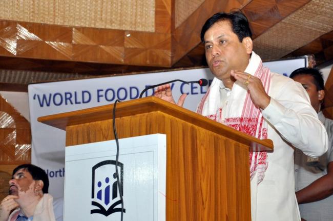 Sonowal pitches for natural gas for fueling Assamâ€™s growth