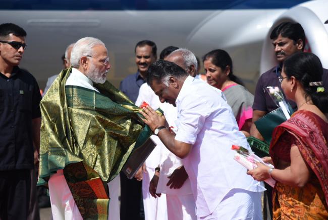 As Modi reaches Chennai, black flags flutter atop houses of Karunanidhi, other political leaders