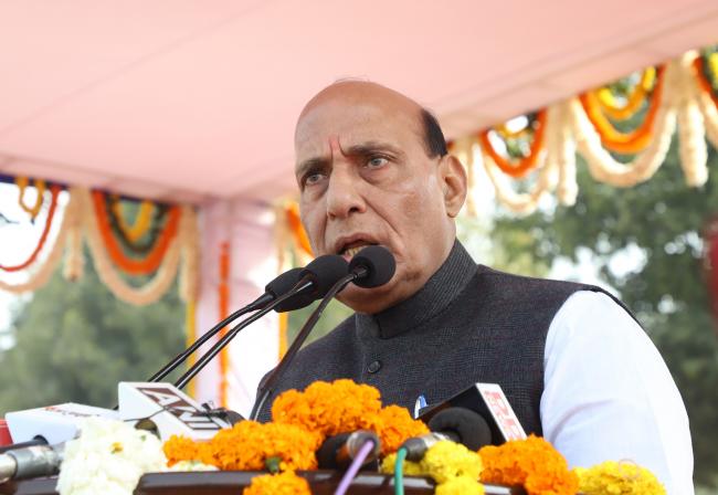 Rajnath Singh visits flood-hit Kerala, announces Rs.100-crore immediate aid