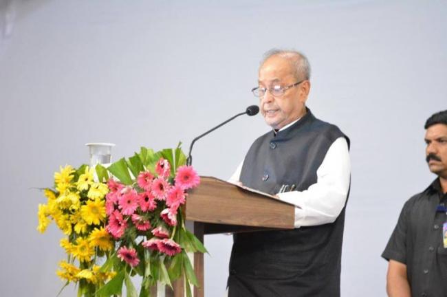 Soul of India lies in pluralism and tolerance: Pranab Mukherjee at RSS event ending a political untouchability 